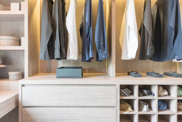 Need Strategies to Organize a Small Closet in Your South Florida Home?